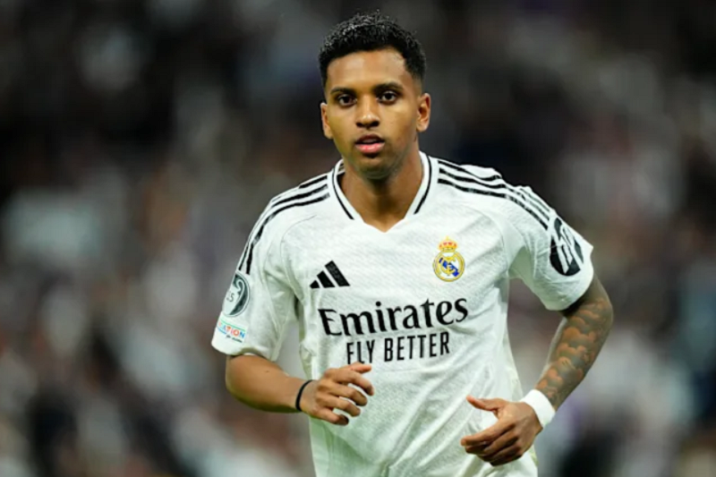 arsenal-nham-rodrygo-sau-that-bai-cay-dang-truoc-liverpool